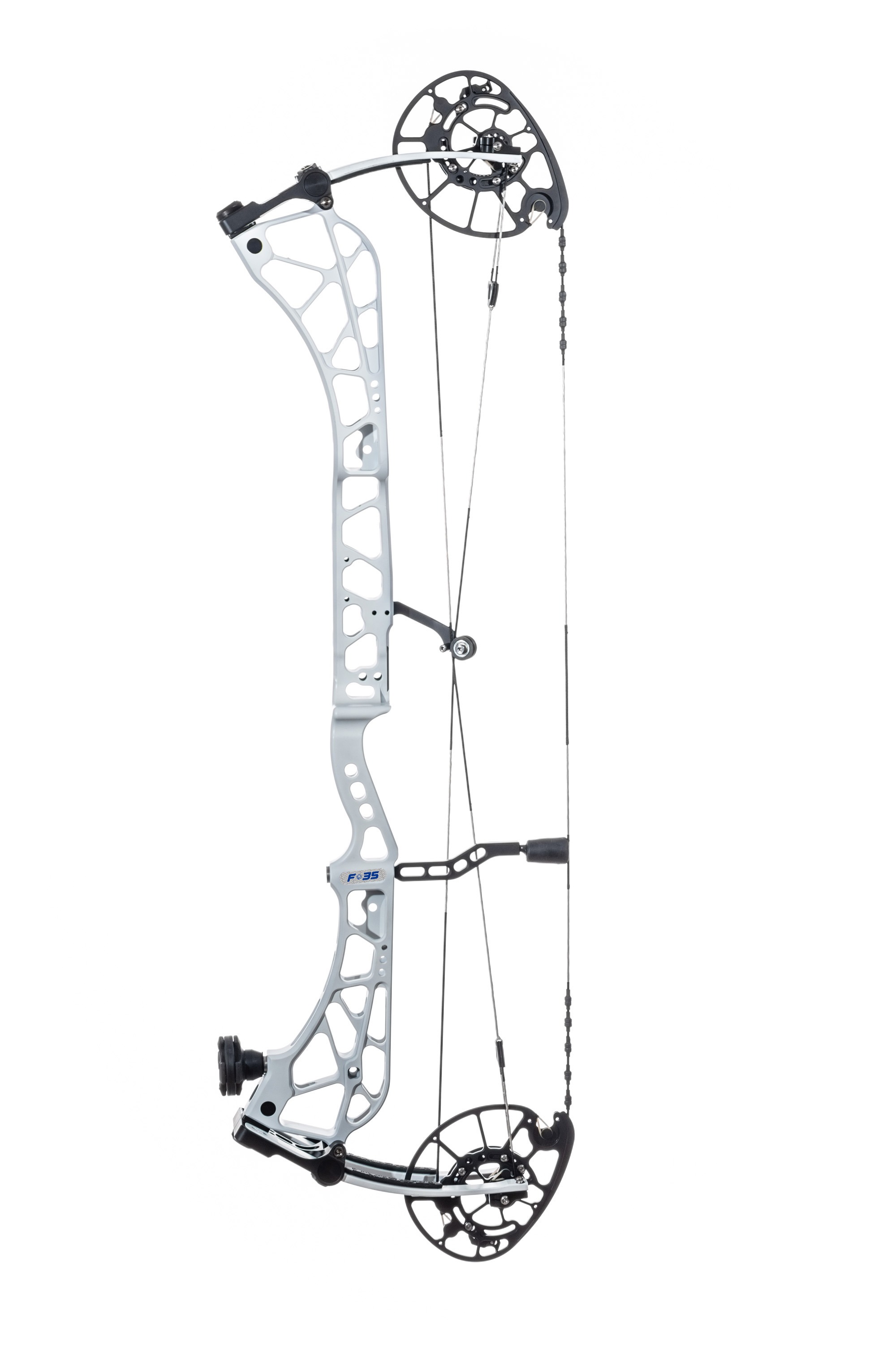 Fusion Archery F 35 compound bow in arctic white