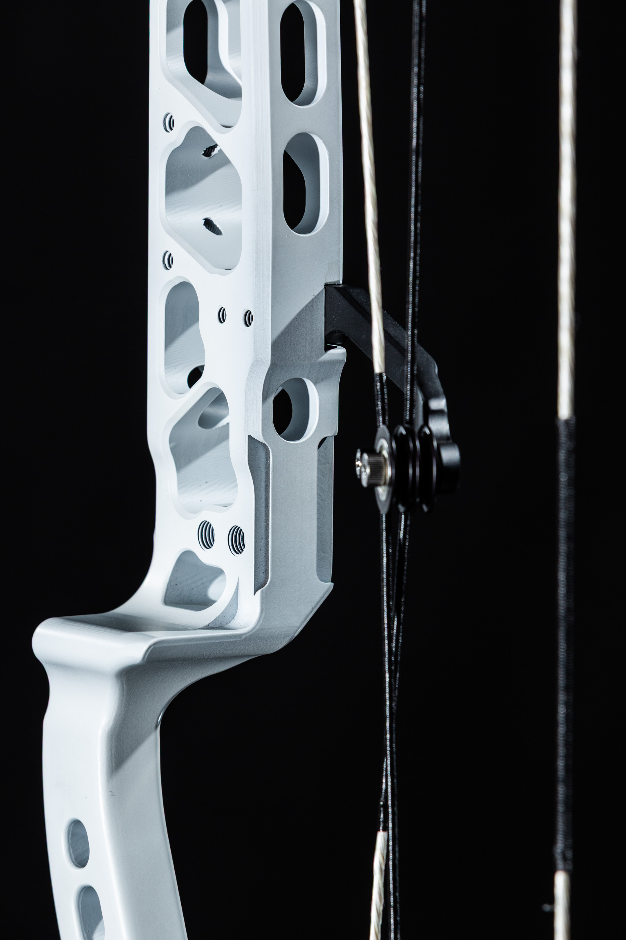 Fusion Archery IMS rest mount integrated into the riser